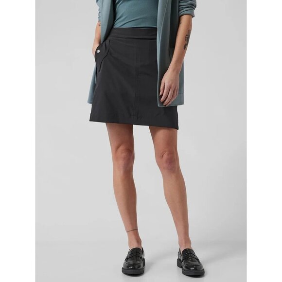 Athleta Black Vienna Cargo Skort Skirt Mini Length Women's Size 12 GUC - Picture 1 of 4